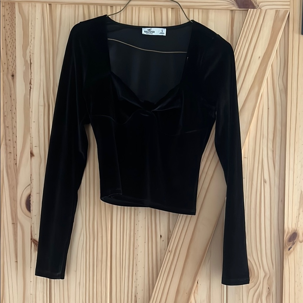 Hollister Black velvet top